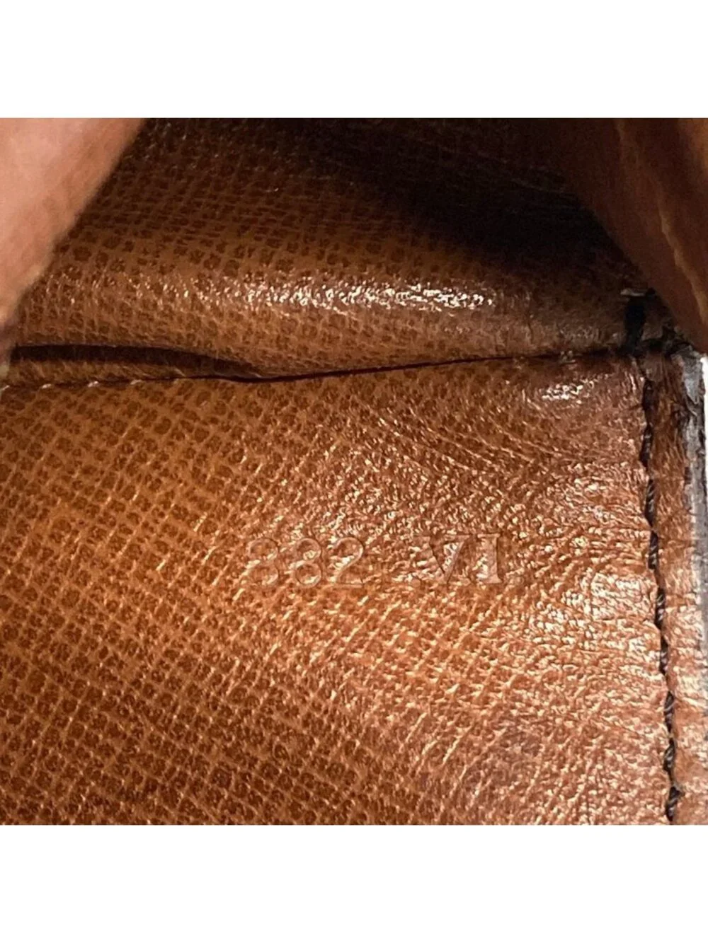 Louis Vuitton Shoulder Bag Monogram Saint Cloud GM